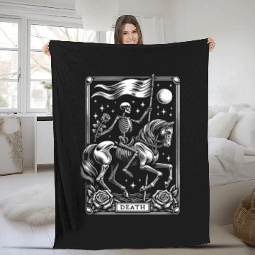 Discover Death Tarot Card Horror Design Fleece Blankets