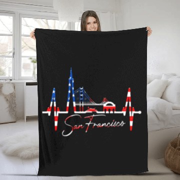 Discover San Francisco Skyline Heartbeat California Lover Fleece Blankets