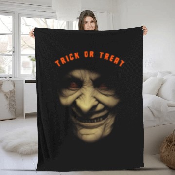 Discover Trick Or Treat - Scary Halloween Old Witch Face Fleece Blankets