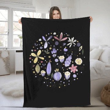 Discover White Natural Flower Fleece Blankets