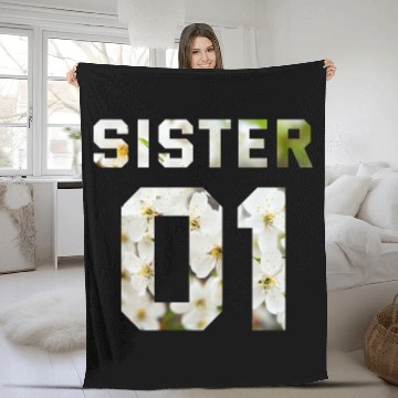 Discover COUPLE FLOWER SISTER 01 Fleece Blankets