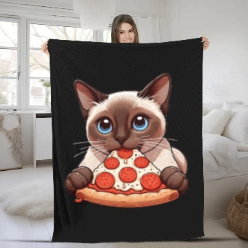 Discover Siamese cat enjoying pizza Fleece Blankets