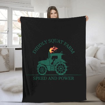 Discover Diddly Squat Farm Green Gift For Fans Fleece Blankets