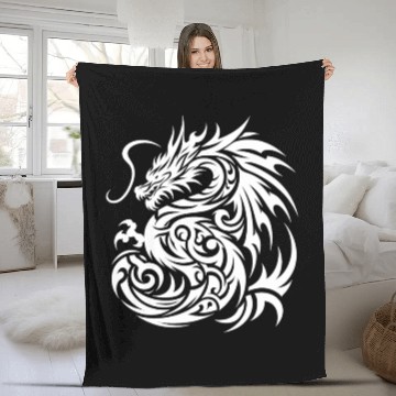 Discover Dragon T Tattoo Artistic Design Fleece Blankets