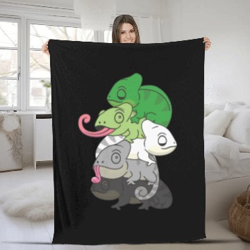 Discover Aromantic Flag Pride Lgbtq Cute Chameleon Pile Fleece Blankets