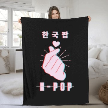 Discover K-Pop Love Korean Finger Heart K Pop Fleece Blankets