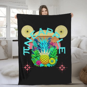 Discover Pineapple Fleece Blankets