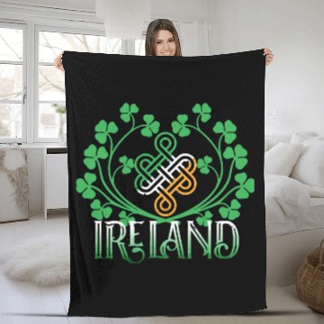 Discover IRELAND SHAMROCK Fleece Blankets