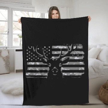 Discover Patriotic deer camouflage 4th of july Fleece Blankets