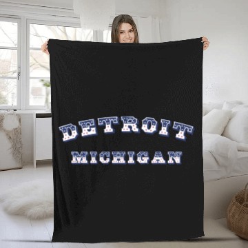 Discover Detroit (MI) USA Fleece Blankets