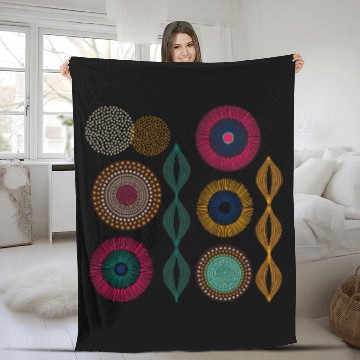 Discover African Tribal Etnic Round Pattern Fleece Blankets