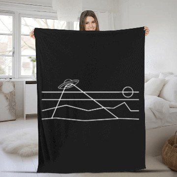 Discover Beyond Earth creative minimal design Fleece Blankets