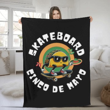 Discover funny skateboard Cinco de mayo Fleece Blankets