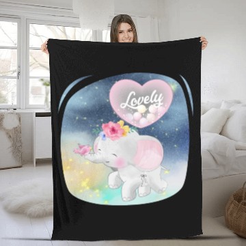 Discover Lovely Elephant And Bird Walking Up Using Balloon Fleece Blankets