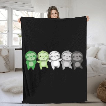 Discover Aromantik Flag Pride Lgbtq Cute Sloth Fleece Blankets