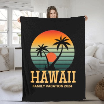 Discover Hawaii Family Vacation 2024 Fleece Blankets