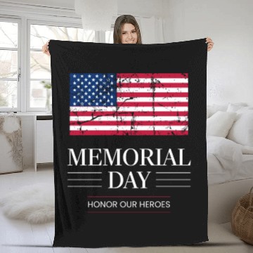 Discover Memorial Day Fleece Blankets