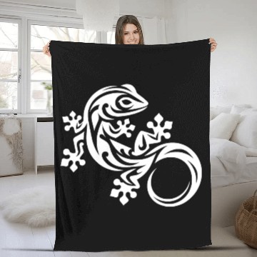 Discover Gecko Im T Tattoo Style Fleece Blankets