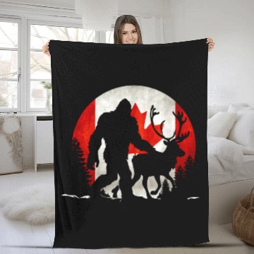 Discover Canadian bigfoot & Reindeer Deer Retro Canada Day Fleece Blankets