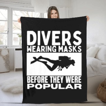 Discover Scuba Diving Mask Pun Funny Scuba Diver Fleece Blankets