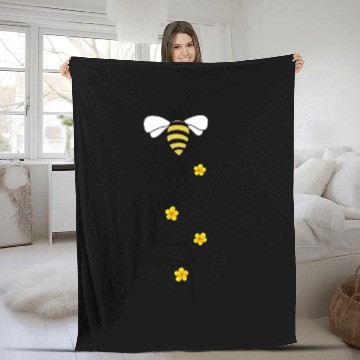 Discover Let it bee Fleece Blankets