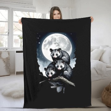 Discover Opossum on Tree at Night Animals Lover Design Fleece Blankets