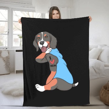 Discover Cute Bernese Dog I Love Mom For Dog Mom Fleece Blankets