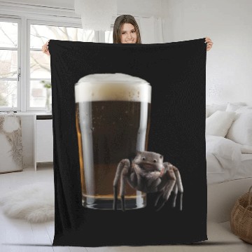 Discover Spider Drinking Beer Realistic Fleece Blankets