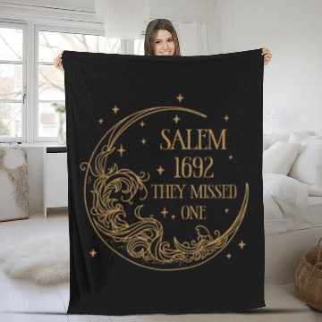 Discover Salem 1692 They Missed One Fleece Blankets