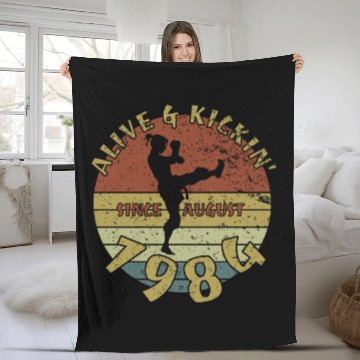 Discover 40th birthday Alive and kickin since 08/1984 Fleece Blankets