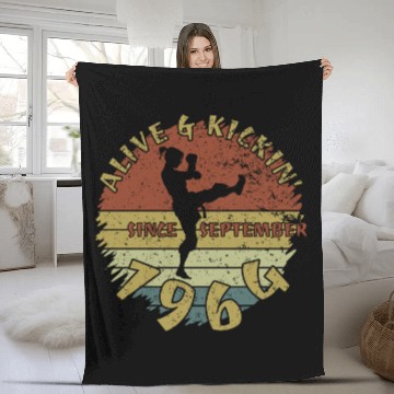 Discover 60th birthday Alive and kickin since 09/1964 Fleece Blankets