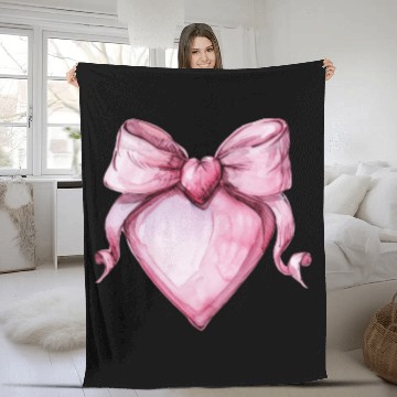 Discover Heart with a pink bow Fleece Blankets