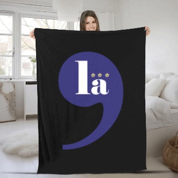 Discover Comma La Kamala Harris 2024 LA Democrat Blue Stars Fleece Blankets