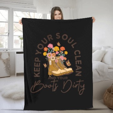 Discover Vintage Hibiscus Fleece Blankets