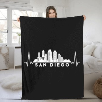 Discover Heartbeat Skyline USA San-Diego Fleece Blankets