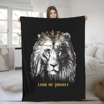 Discover LION OF JUDAH png Fleece Blankets