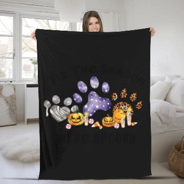 Discover Tis the season to be spooky Fleece Blankets