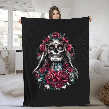 Discover la Santa Muerte Saint Death Mexican Folklore skull Fleece Blankets