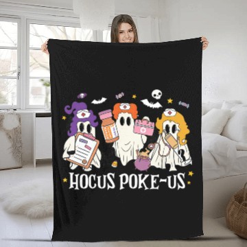 Discover Hocus Poke-Us Funny Ghost Vintage Halloween Movie Fleece Blankets