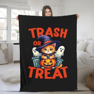 Discover Funny Trick Or Trash Vintage Halloween Pumpkin Kid Fleece Blankets
