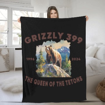 Discover Grizzly 399 1996 - 2024, Queen of the Tetons Fleece Blankets