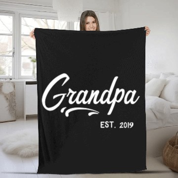 Discover Grandparents Grandpa Established 2019 Grandfather Fleece Blankets