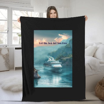 Discover cruise ship Let the Sea set you free Fleece Blankets