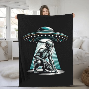 Discover Grey alien UFO Fleece Blankets