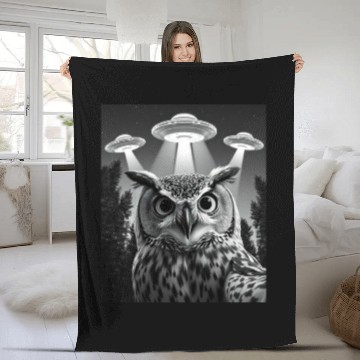 Discover UFO Funny Owl Fleece Blankets