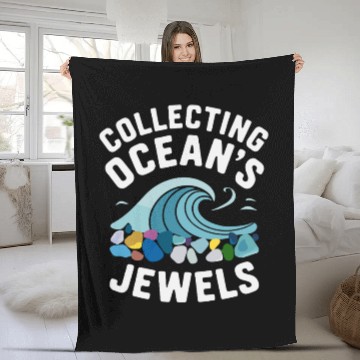 Discover Sea Glass Hunters Collecting Ocean Treasures Fleece Blankets