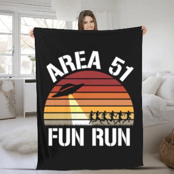 Discover Area 51 Fun Run I Aliens UFO Roswell Alien Fleece Blankets