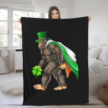 Discover Vintage St Patricks Day Bigfoot Sasquatch Irish Fleece Blankets