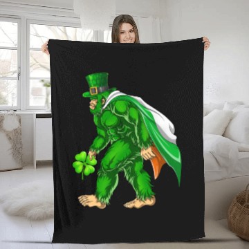 Discover Vintage St Patricks Day Bigfoot Sasquatch Irish Fleece Blankets