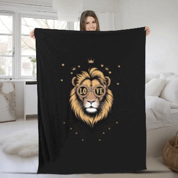 Discover Royal Lion Love Art | Majestic Valentine Design Fleece Blankets